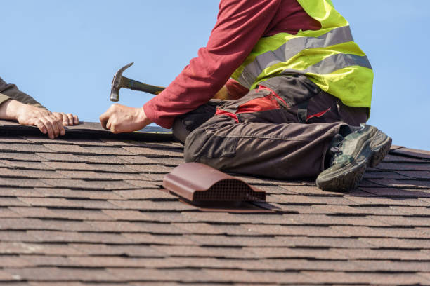 Best Best Roofing Contractors  in Montello, WI