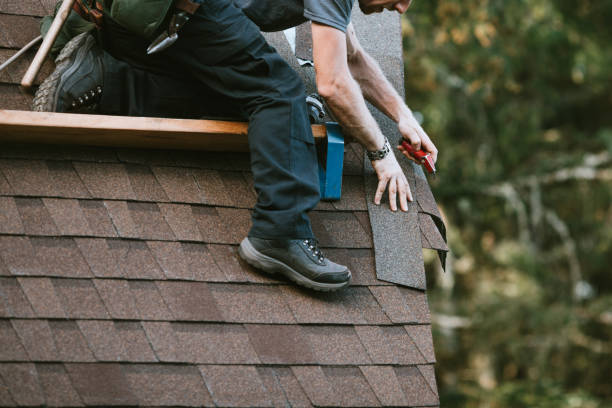 Best Flat Roof Repair Services  in Montello, WI